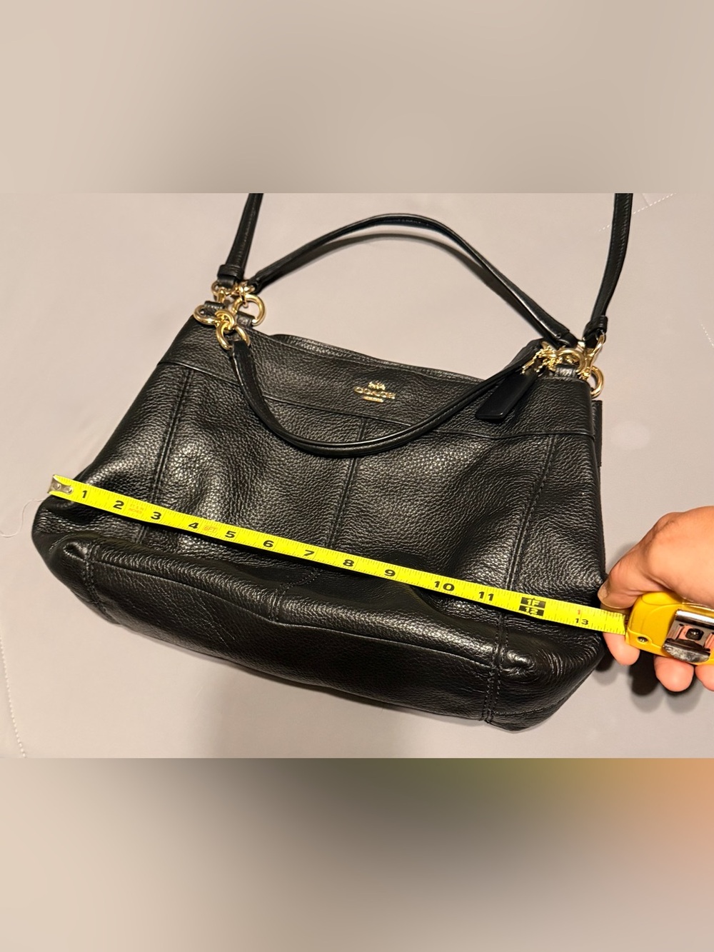 Coach✨Black Pebbled Leather Shoulder Bag with Gold Hardware - Picture 6 of 16